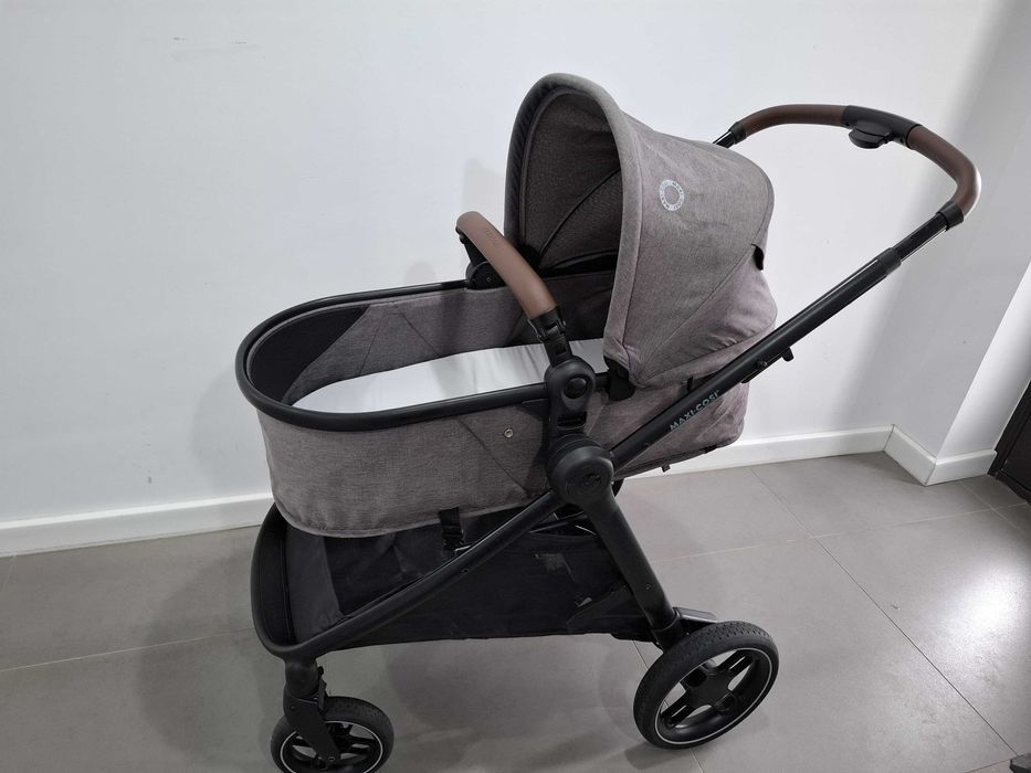 Carut MaxiCosi Zelia S 3 in 1