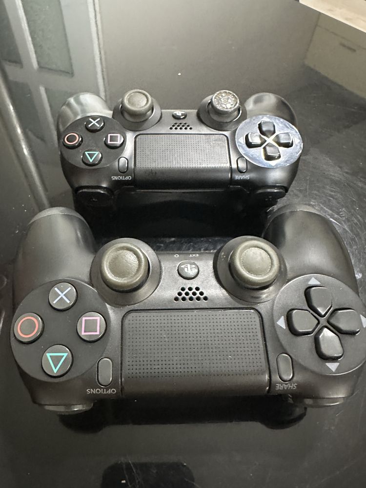 Joystick ps 4 folosite
