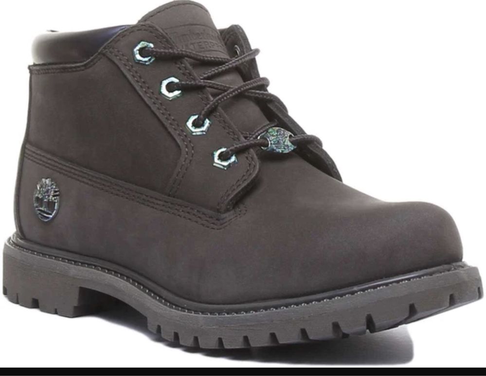 Bocanci Timberland noi in cutie marime 35.5-36