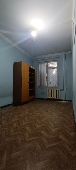 Срочно Сотилади Йул Буйида Чилонзор12 2/1/4 фасад 10метр