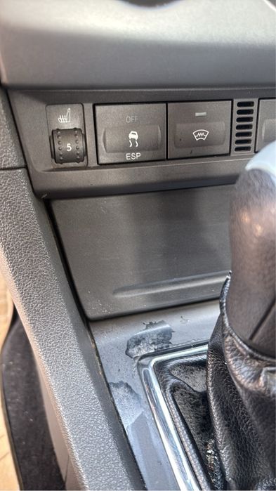 Vind ford focus din 2006 in stare functinala