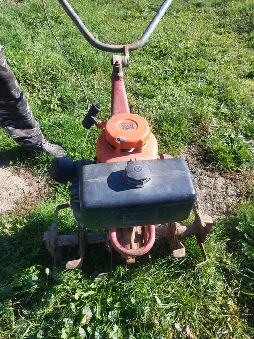 Vând motocultor MGM