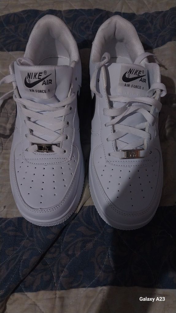 Новые Nike air force