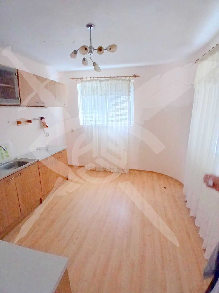 Продава се Къща в с. Граф Игнатиево, Област Пловдив - 100 кв.м за 2700 €/кв.м - Снимка #2