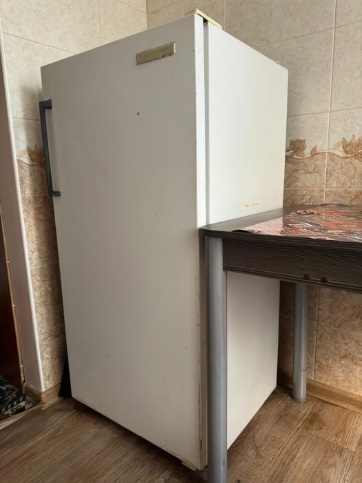 Продам холодильник Бирюса