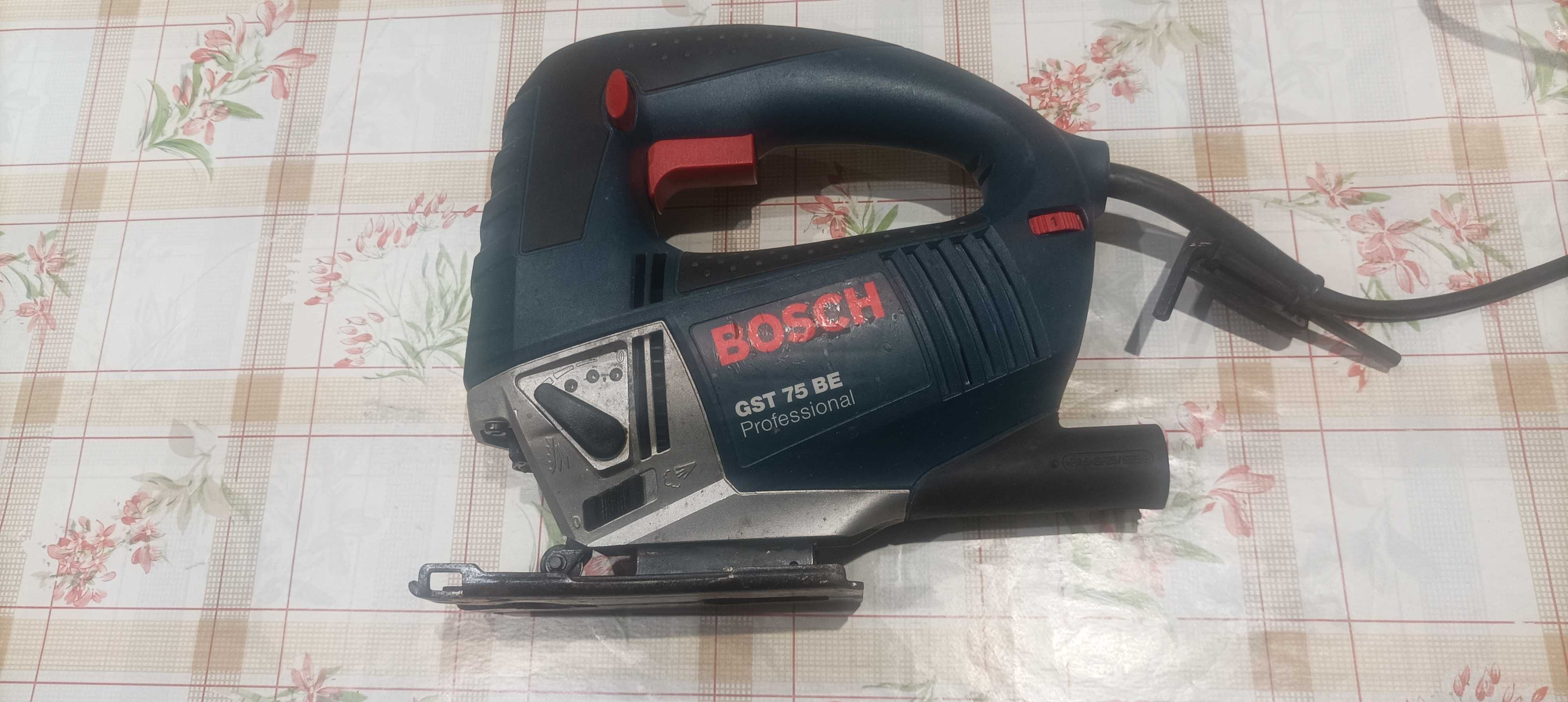 Bosch GST 75 BE прободен трион