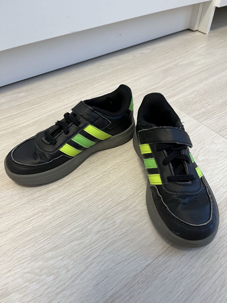 Маратонки Adidas
