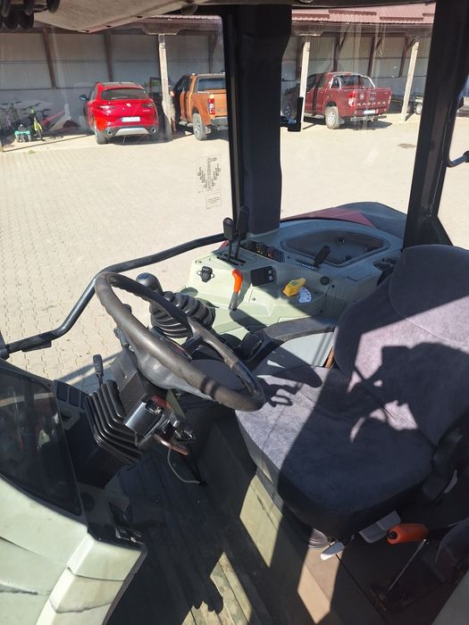 Tractor Massey ferguson 6255 cu încărcător John deere Fendt Valtra