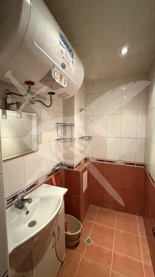 Тристаен апартамент в района на Цветен квартал - 94484