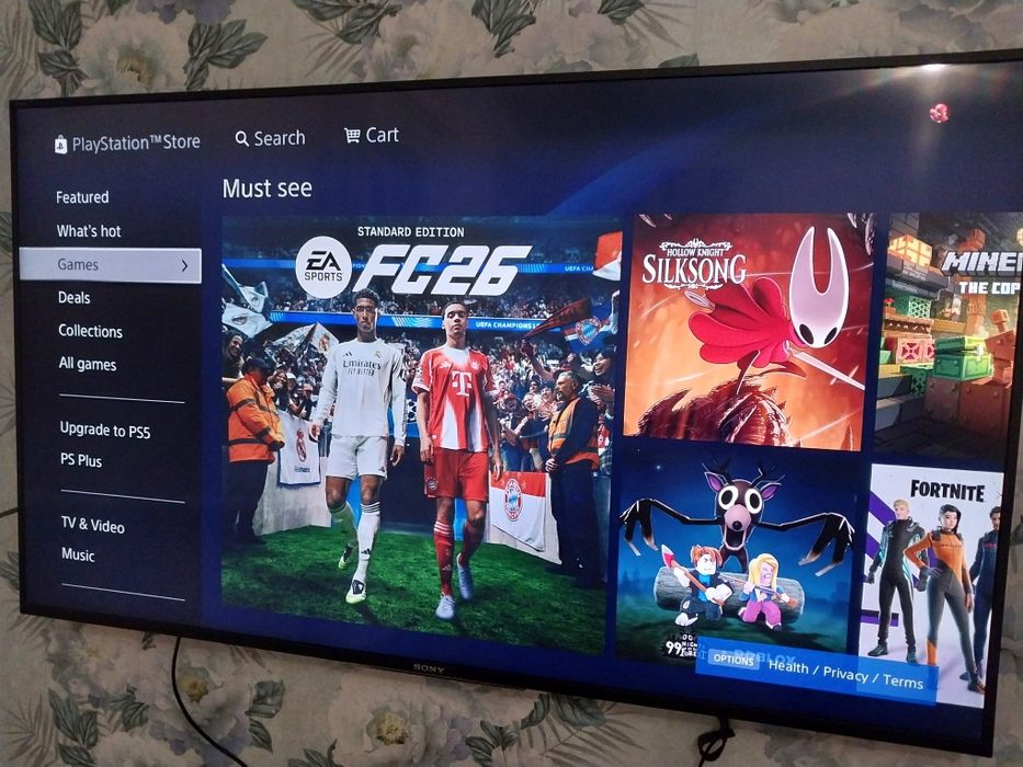 Продается новый ps4