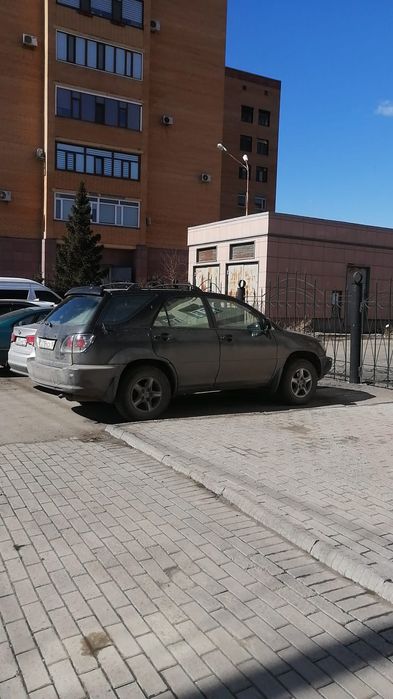 Срочно продам только за наличку.