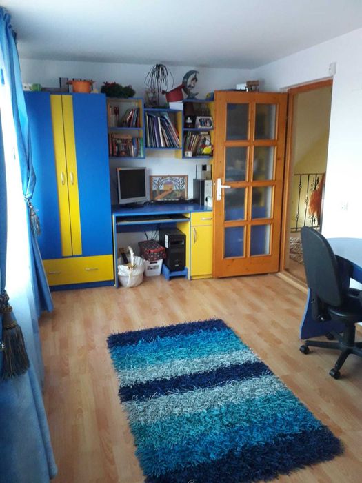 PF-Vilă de închiriat în Bucium, lângă Lidl – 750€/lună