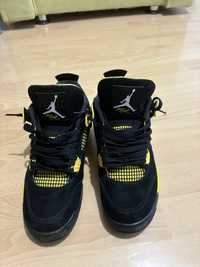 Jordan 4 retro Yellow thunder