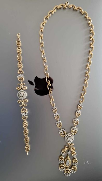 продаю золота бриллианты комплект