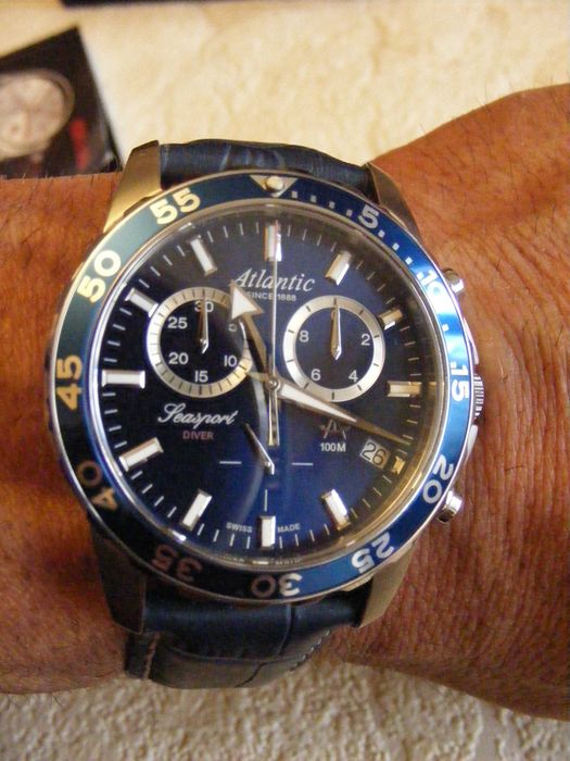 Atlantic Seasport Men Diver Chronograph 100 M.
