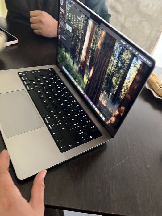 MacBook Pro m1pro  14 дюймов 16+512g2021