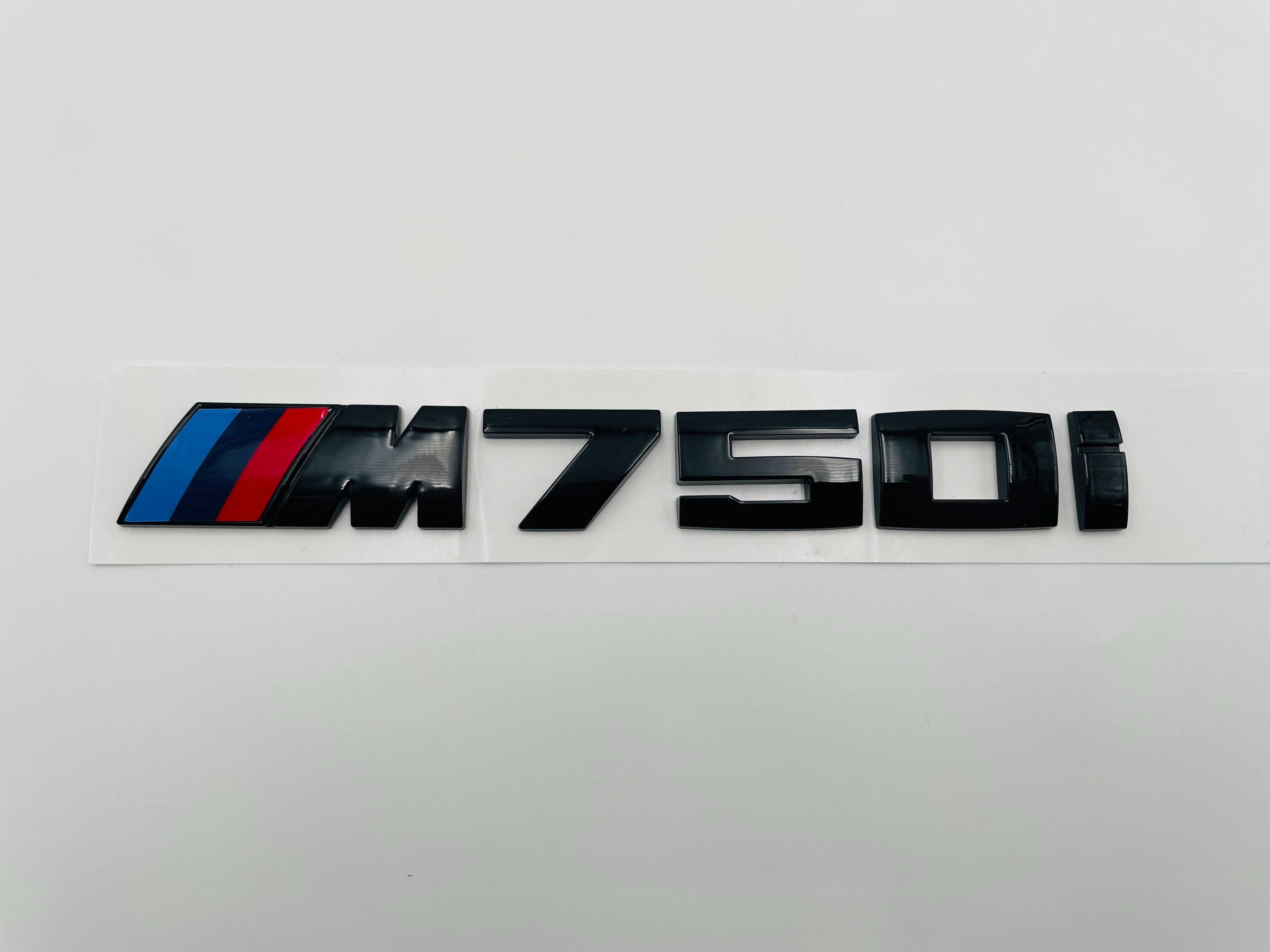 Emblema compatibila BMW M750i negru