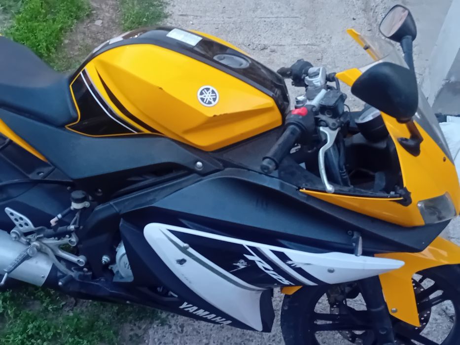 Vând sau schimb yamaha R 125 cc 2008