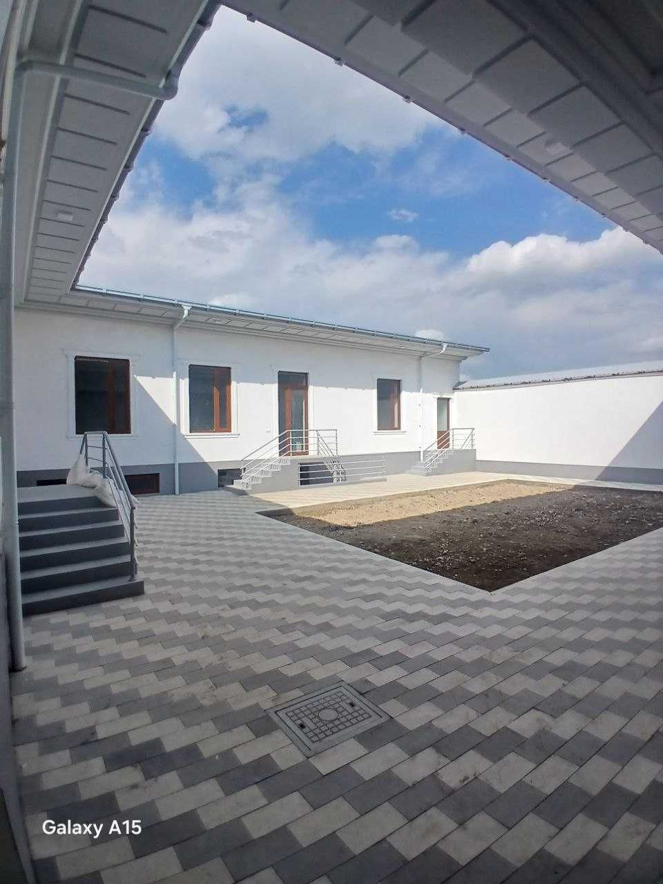 Yuksalishda xovli SOTILADI