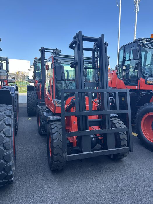 Вилочный погрузчик