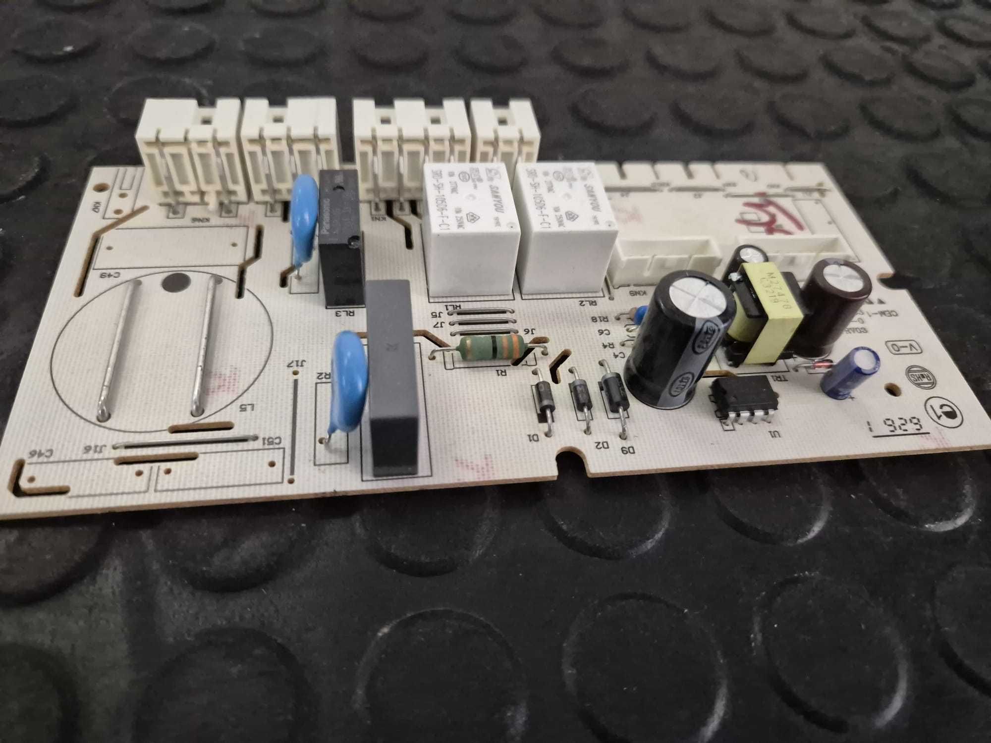 Placa electronica , modul putere masina de spalat Beko 2487904000/ R23