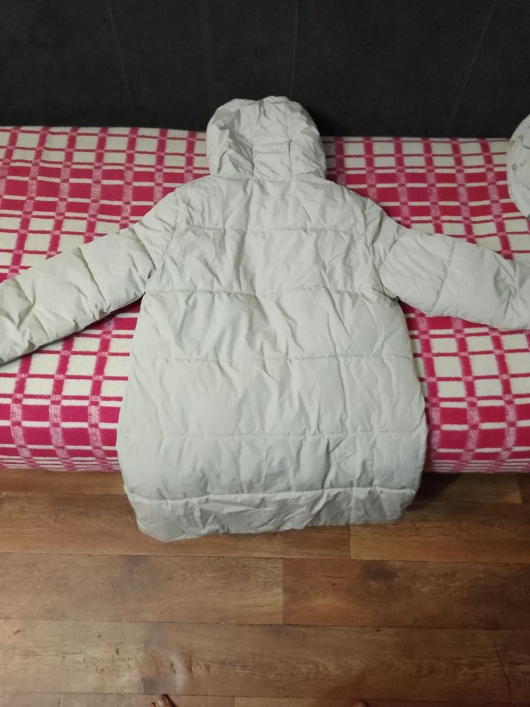 Продам куртку зимнюю
