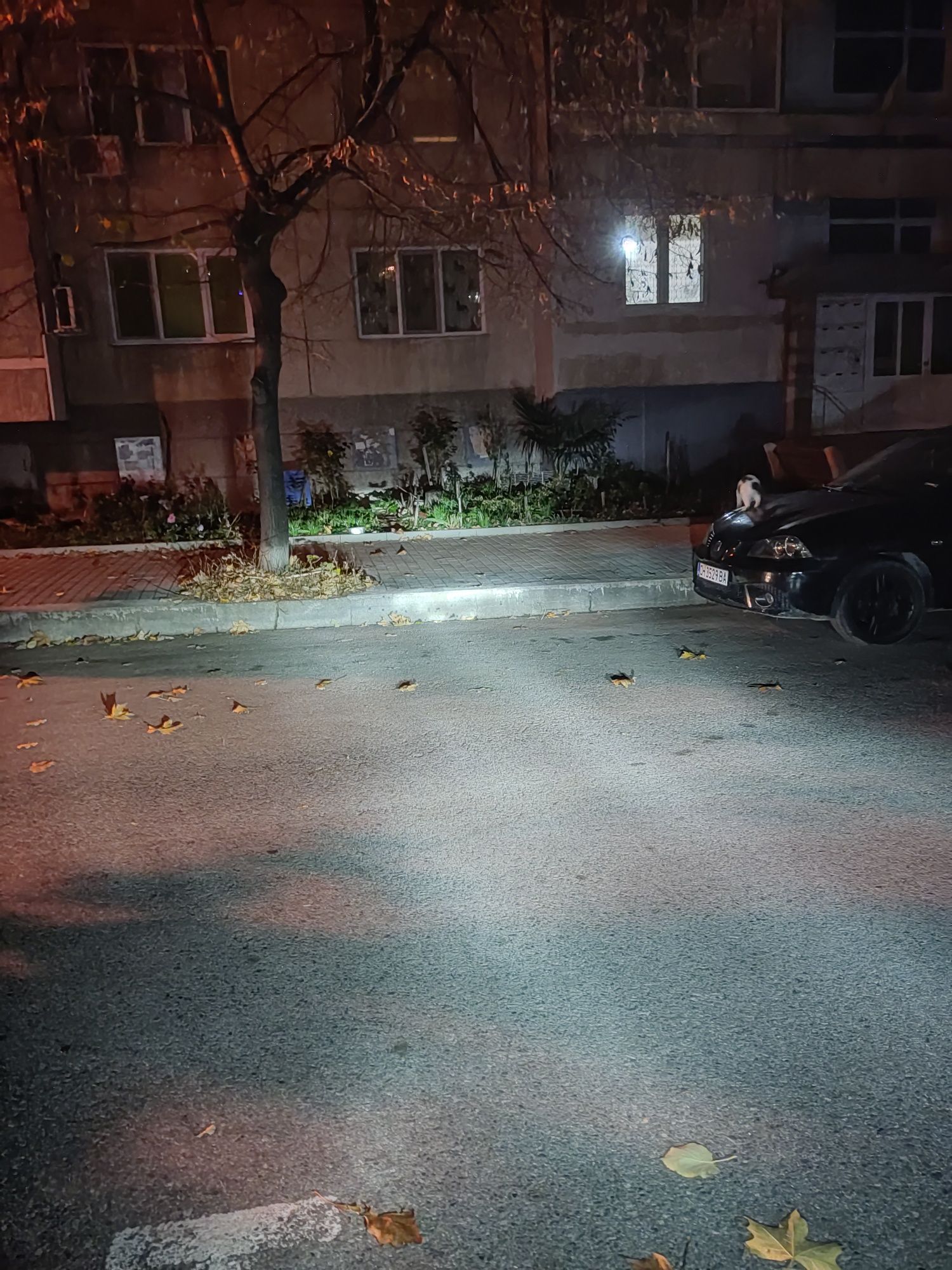 Продавам LED крушки H4