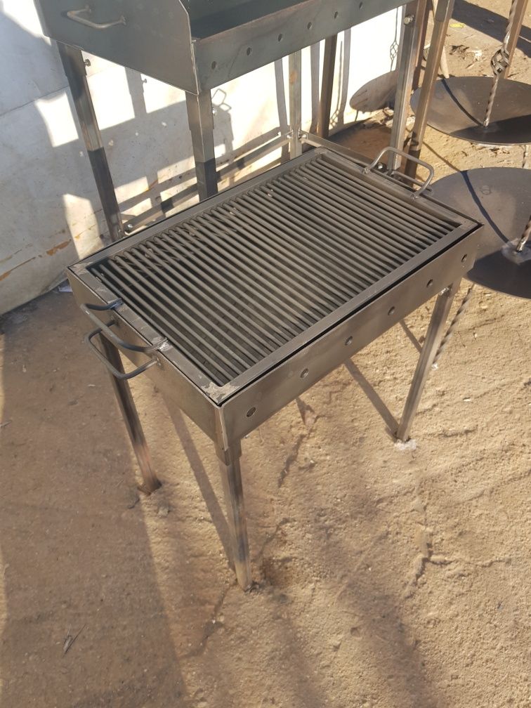 Gratar gradina picnic cu spite rotative 60x40x10x3