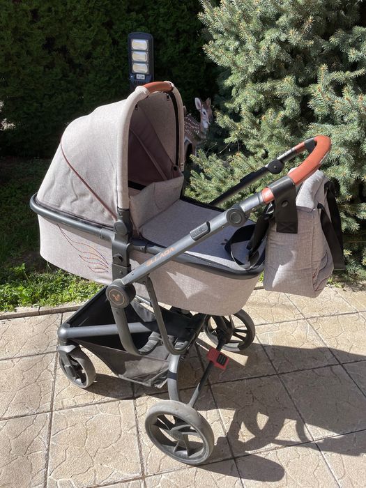 Бебешка количка 2 в 1 Cangaroo