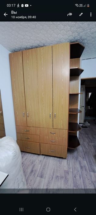 Шифоньер трёхсекционный