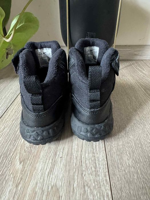 Зимни обувки Nike terracut