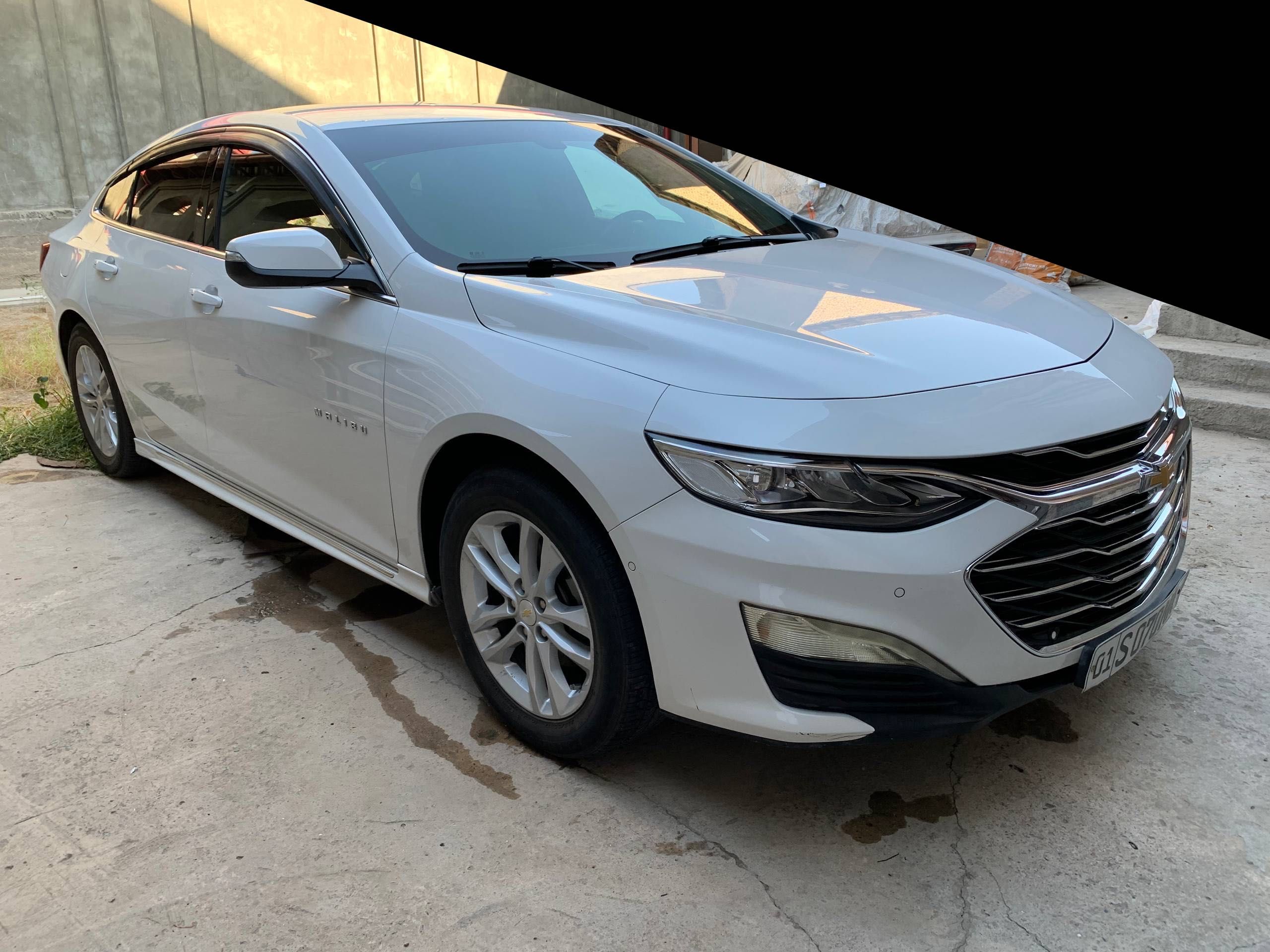 Malibu 2 LT 2018 2.4 атмосферный, белый жемчуг
