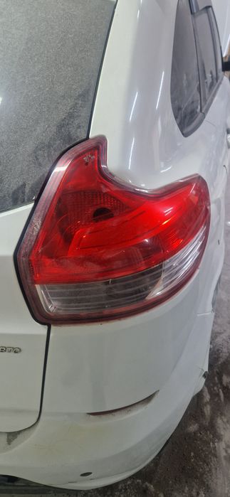 Продам задние фары Xray