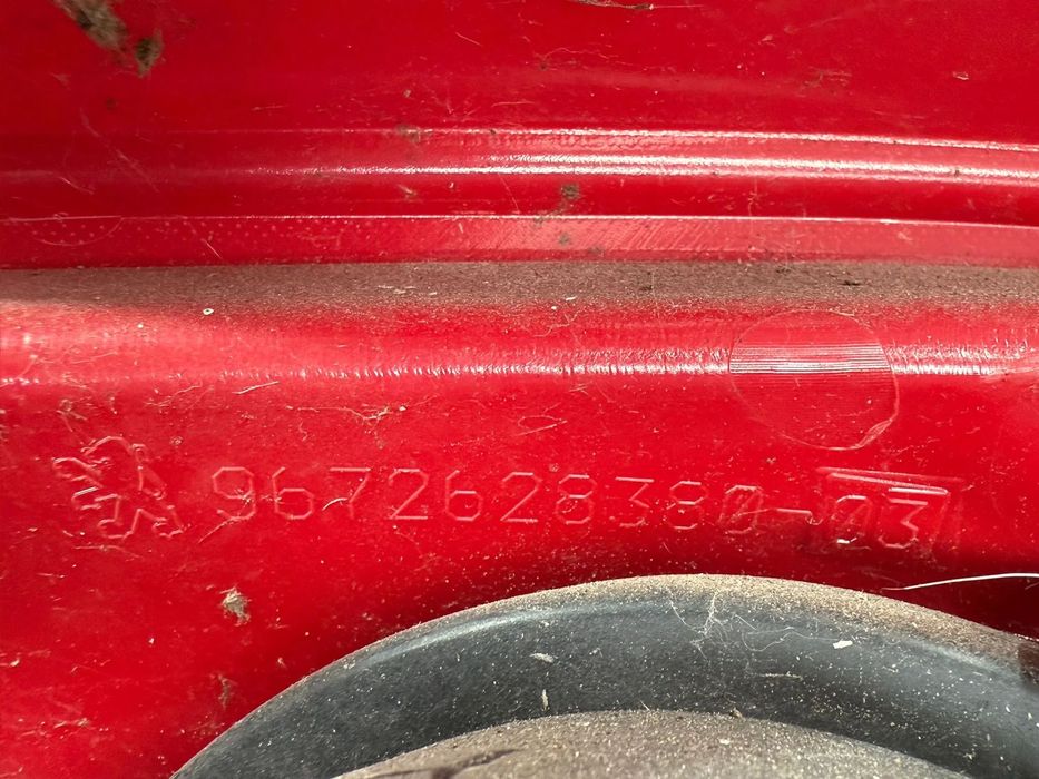 STOP TRIPLA ARIPA DREAPTA PEUGEOT 208 2015 1.0 BENZINA / BERLINA 3 USI COD OEM 9672628380-03 9672628380 2012-2019