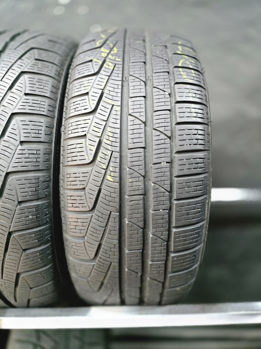 2x 225/40/18 M+S PIRELLI RUNFLAT Stare excelentă