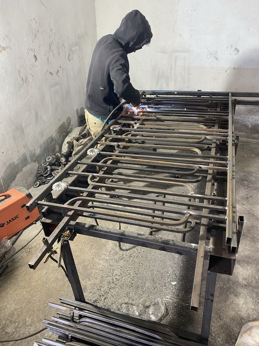 Сварщик сварщный услуга