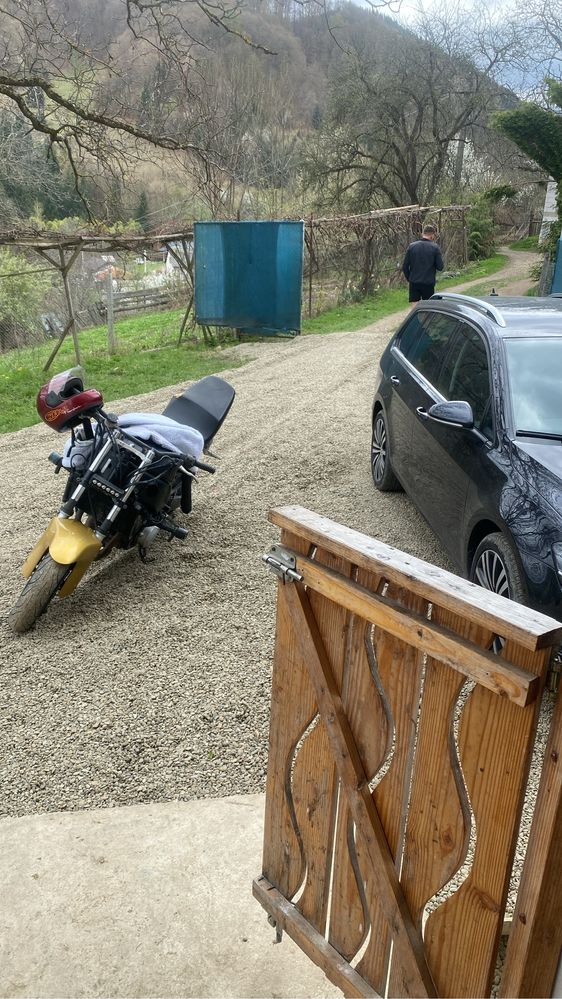 Schinb yamaha 600 in patru pistoane 6 trepte