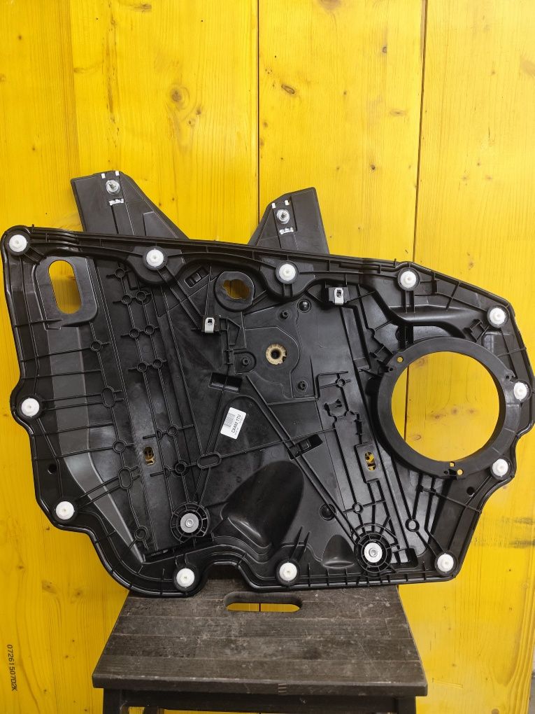 Стъклоповдигачи Ford Kuga Escape 2020-2025