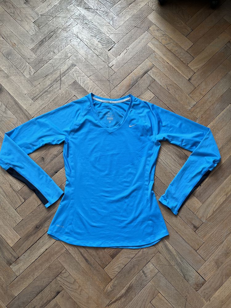 Дамски термо блузи Nike Dri-Fit,Helly Hansen,Jack Wolfskin