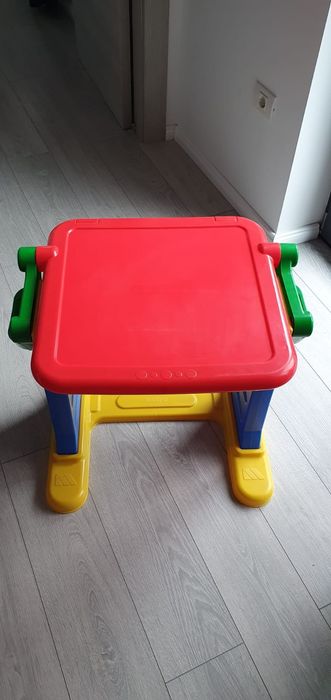 Masuta de studiu - colorata