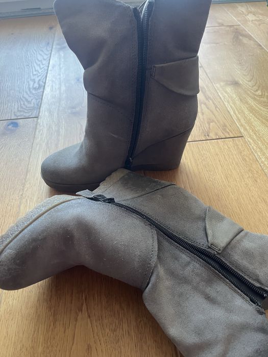 Ghete Mjus piele intoarsa 36