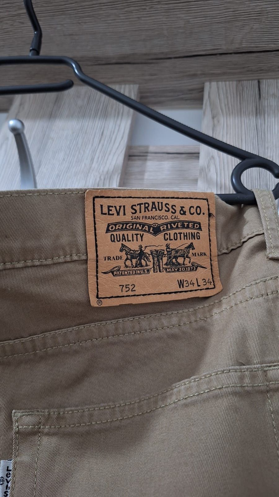 Pantaloni chino barbati Levi Strauss&Co w34 x L34