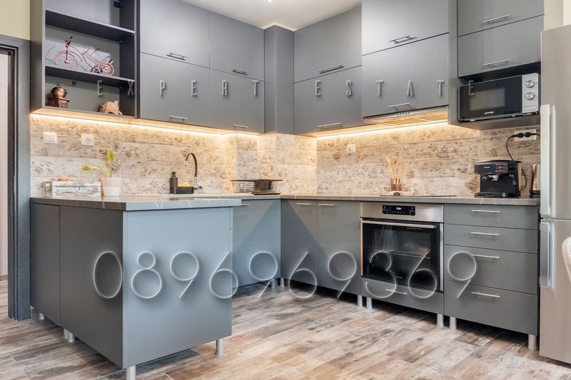Продава се Тристаен апартамент в Варна, м-т Пчелина - 74 кв.м за 2179 €/кв.м - Снимка #1