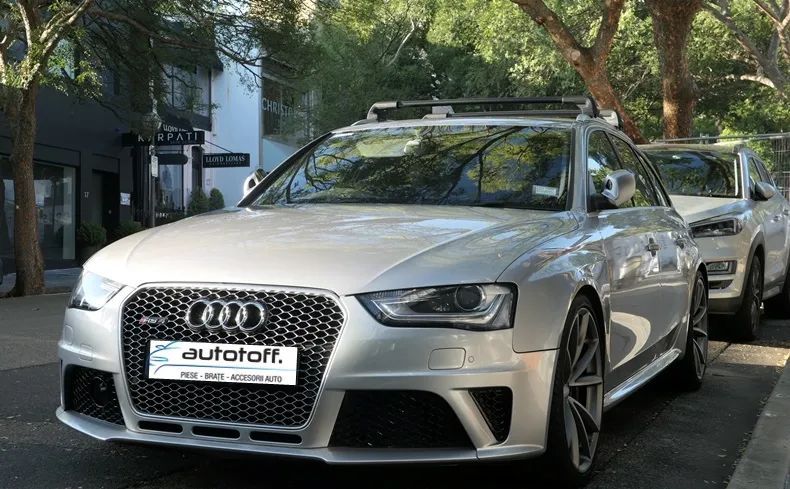 Bara fata RS4 Audi A4 B8 Facelift (12-15) model RS4