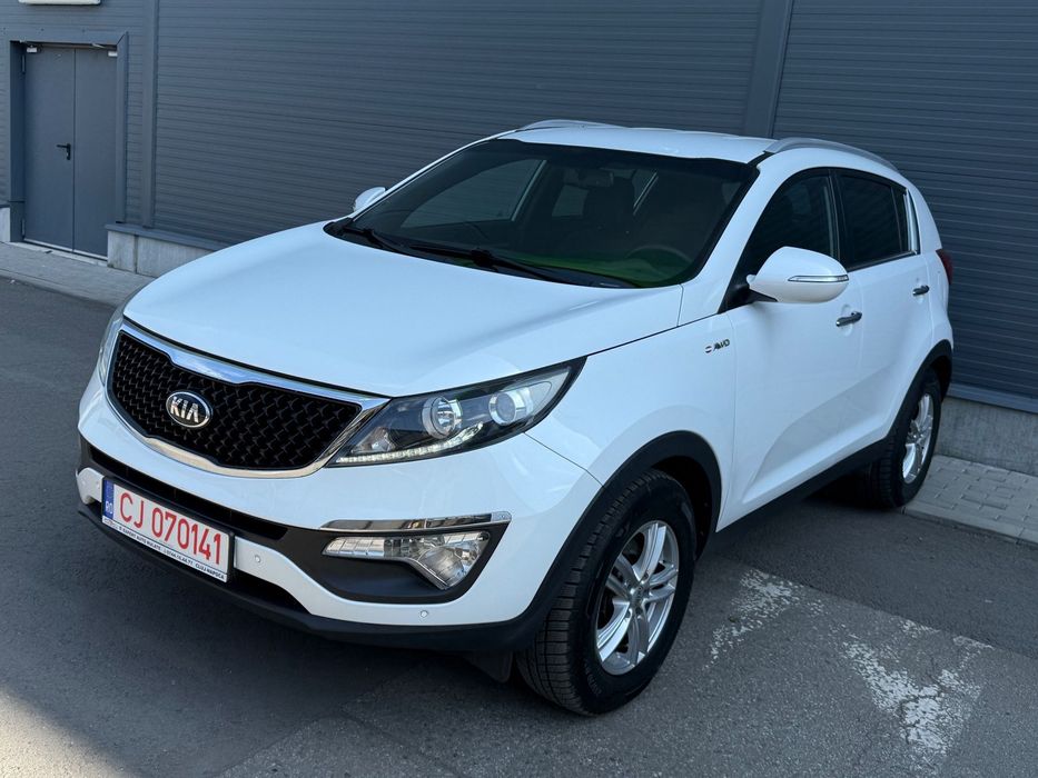 Kia Sportage Rar Efectuat, carte de RO! 4X4 AWD 2015 Euro 5 Navi Piele Camera