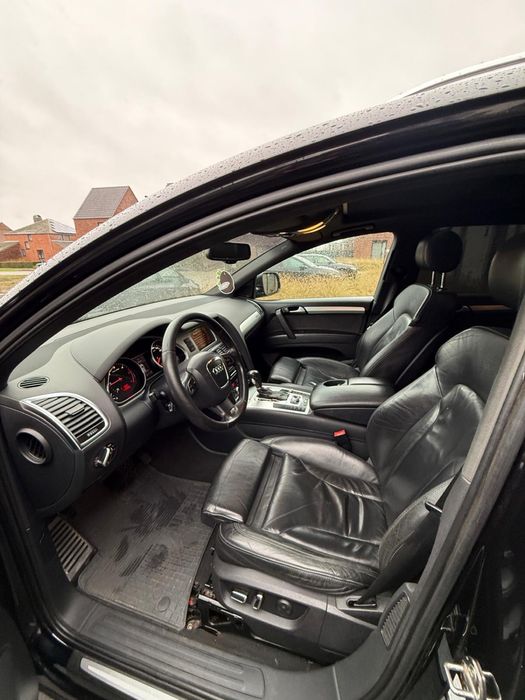 REZERVATA Audi Q7 3.0 TDI Quattro –  – 2010