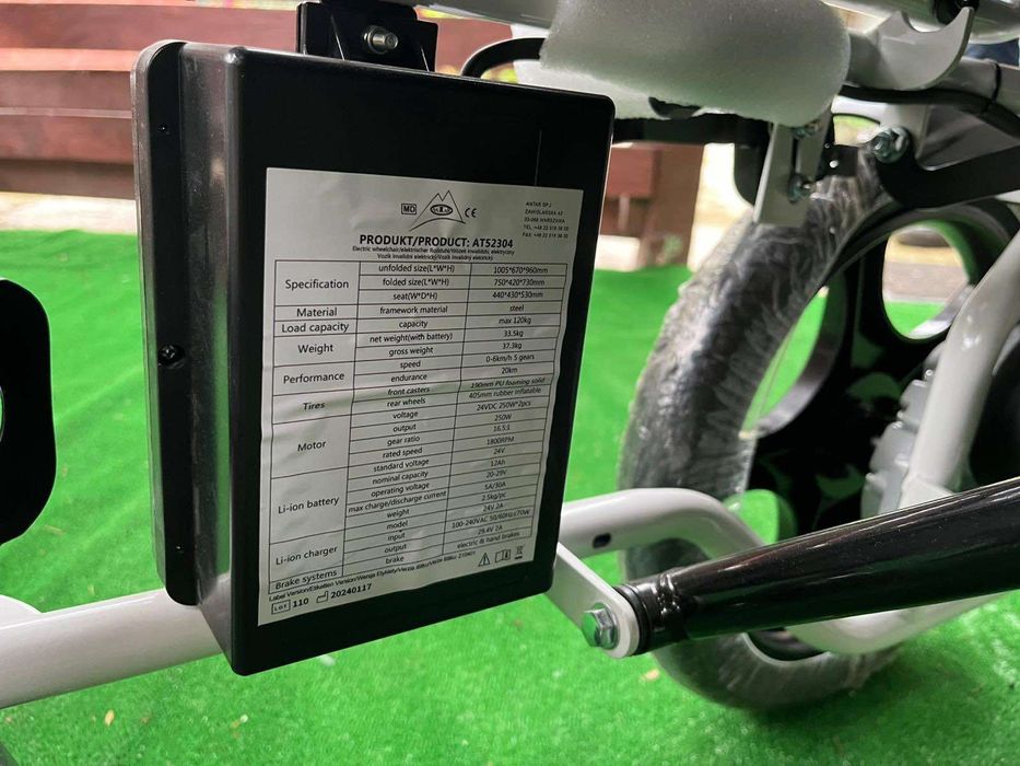 Cărucior electric pentru persoane cu dizabilități