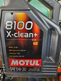 Моторно масло Motul 8100 X-Clean+ 5W30