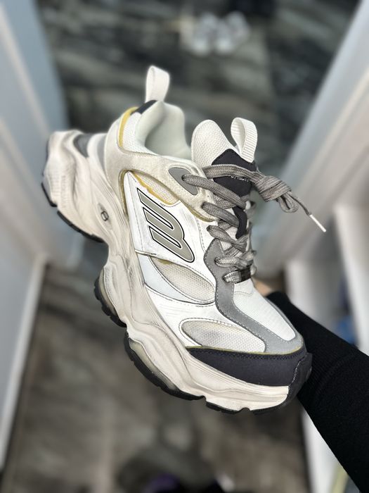 Balenciaga Cargo