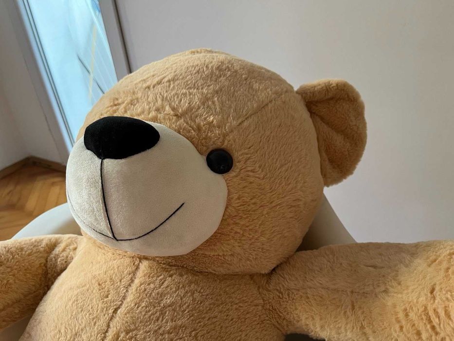 Огромен нов плюшен мечок